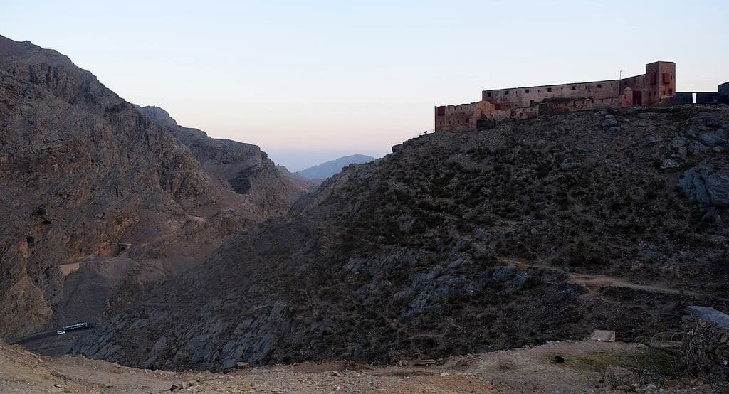 Image of the Ali Masjid Fort  4