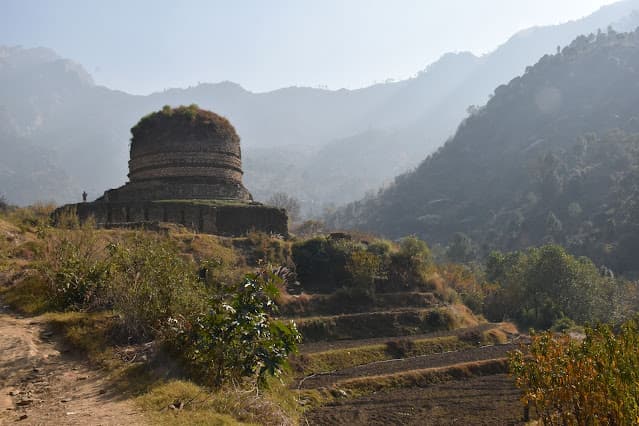 Amlok Dara Stupa