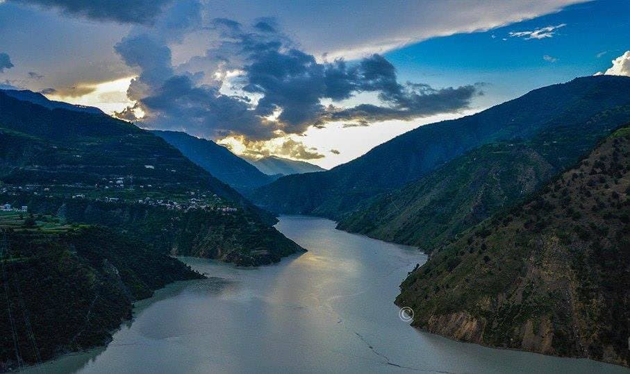 Image of the Chenab River  1