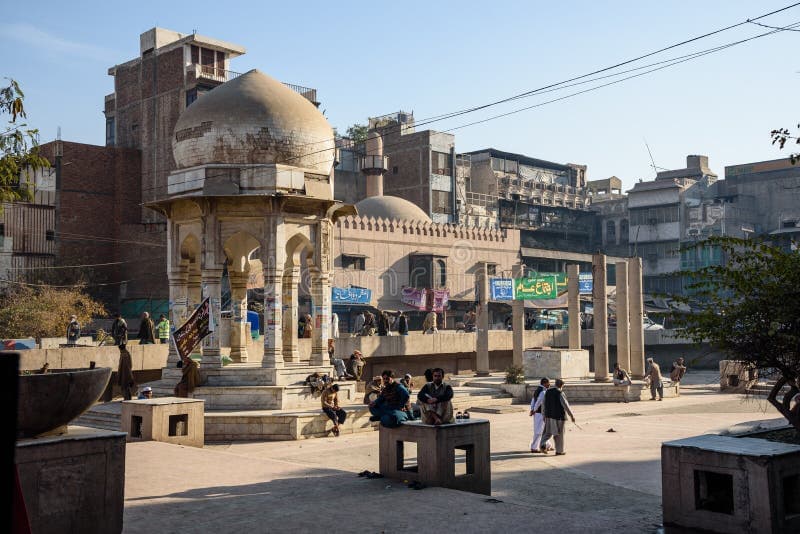 Image of the Chowk Yadgar  6