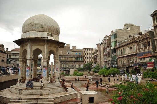 Image of the Chowk Yadgar  3