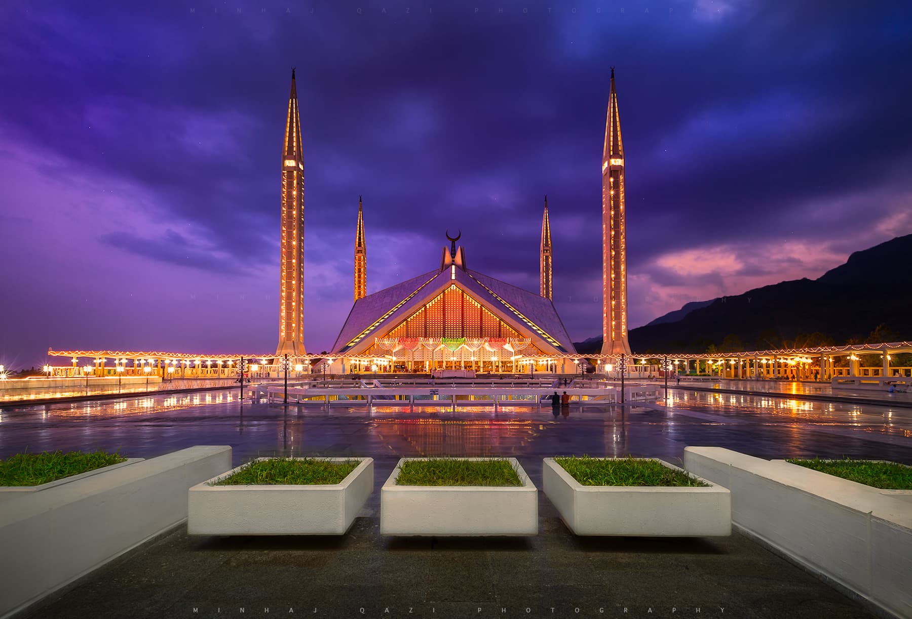 Image of the Faisal Mosque  8