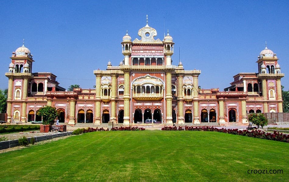 Image of the Faiz Mahal  2