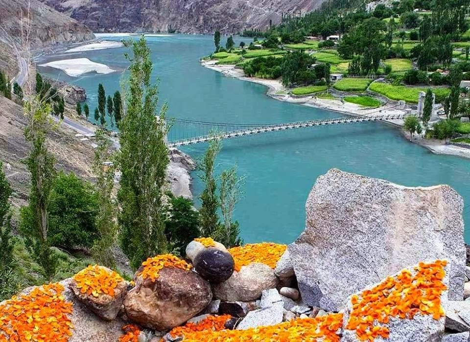 Image of the Khalti Lake  1