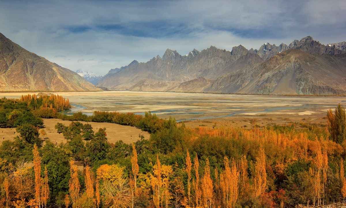 Image of the Khaplu Valley  3