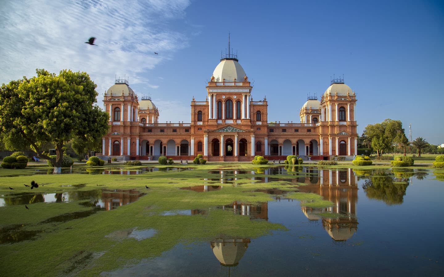 Image of the Noor Mahal  1