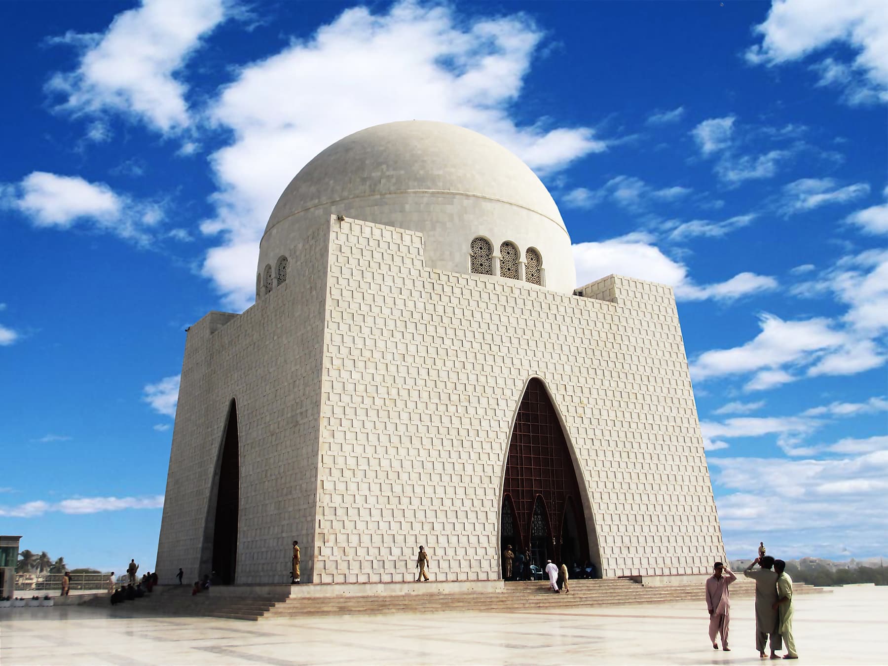 Image of the Pakistan Monument  9