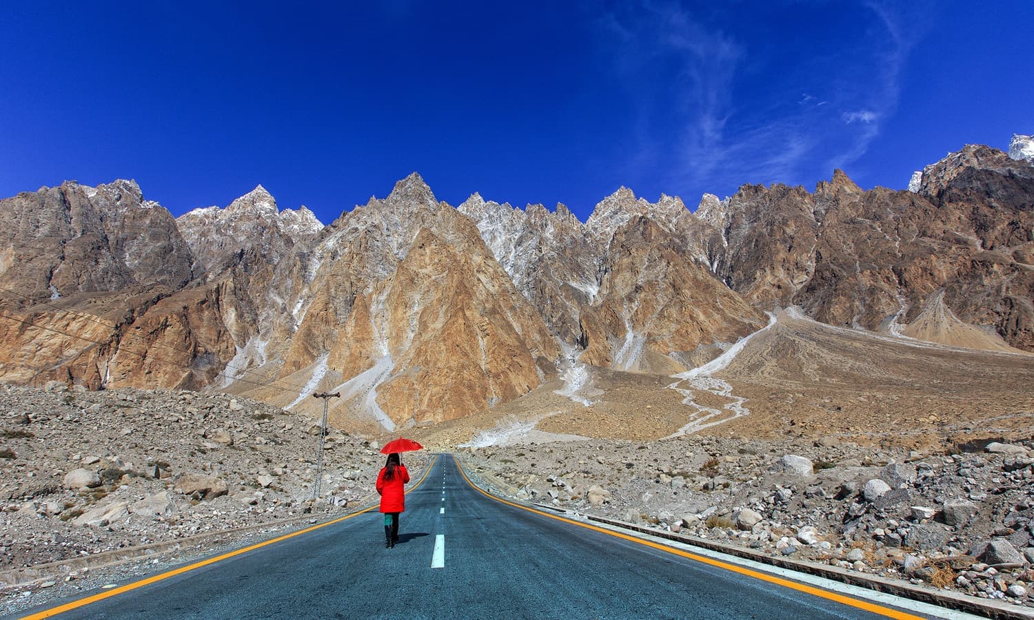 Image of the Passu Cones Viewpoint  5