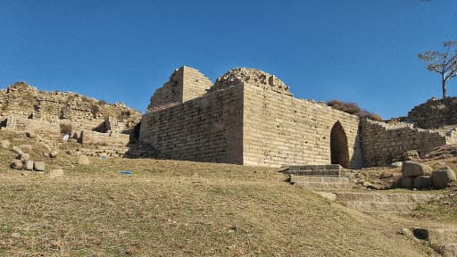 Image of the Rani Gat Buddhists Ruins  9