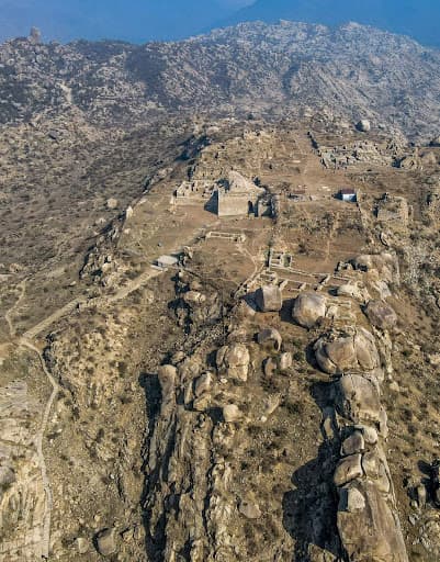 Image of the Rani Gat Buddhists Ruins  5