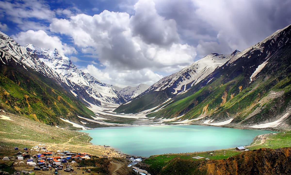 Saiful Malook National Park