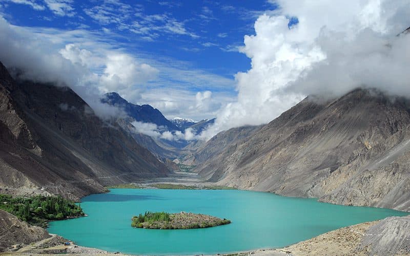 Satpara Lake