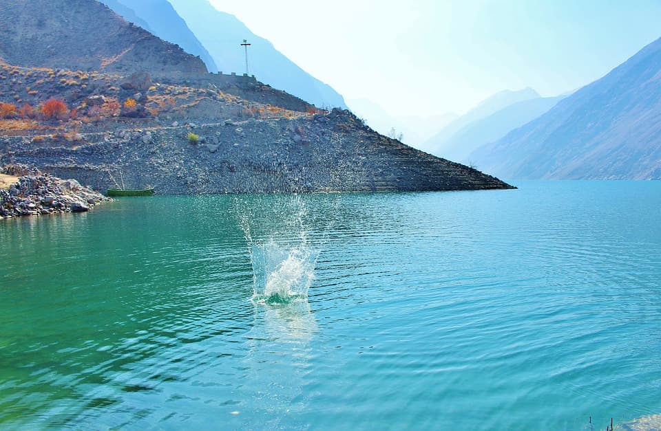 Image of the Satpara Lake  3