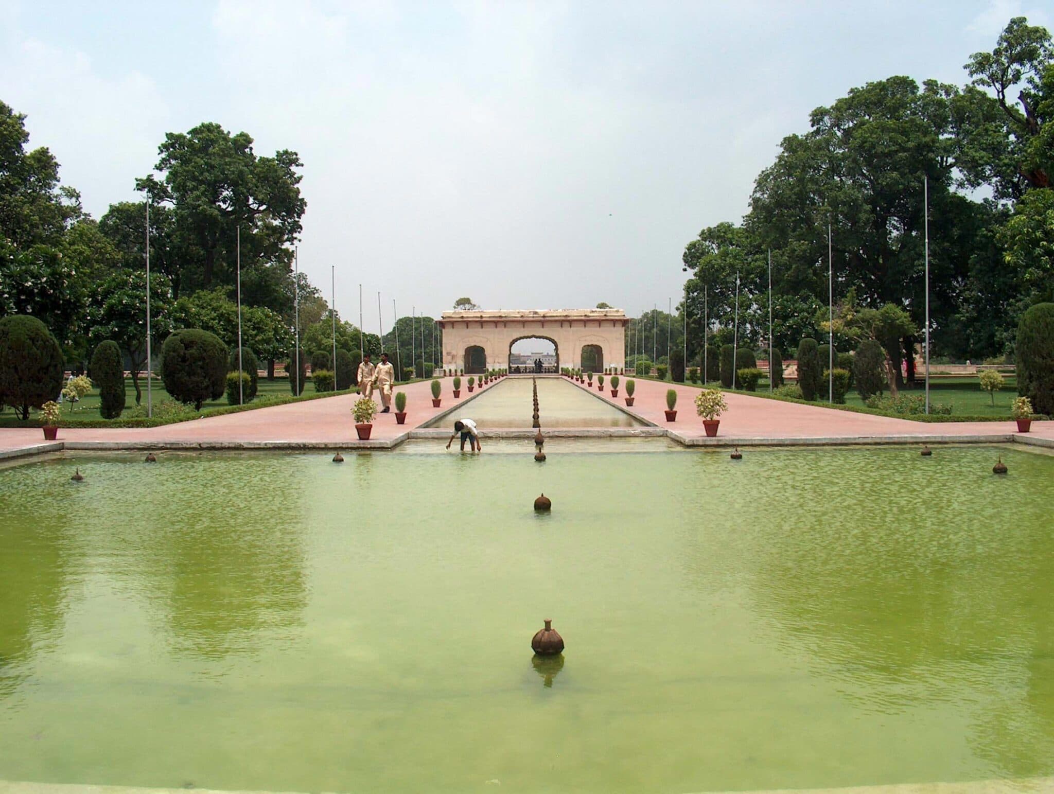 Image of the Shalimar Gardens Lahore  3