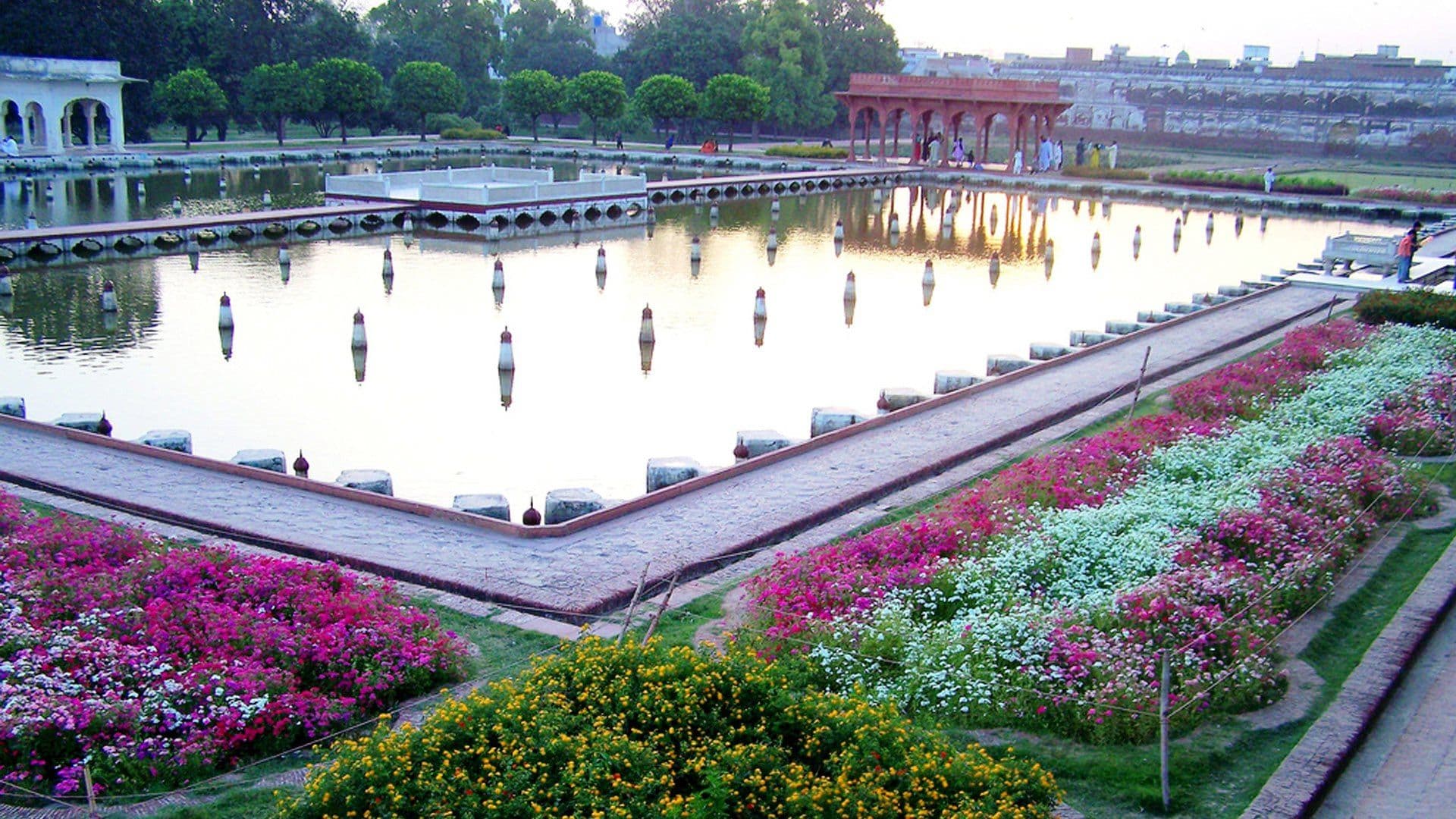 Image of the Shalimar Gardens Lahore  2