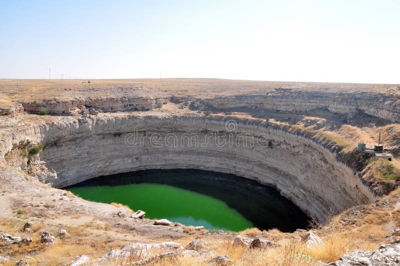 Image of the Spinkhore Lake  4