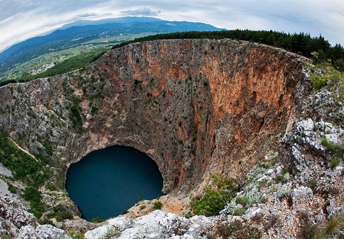 Image of the Spinkhore Lake  7