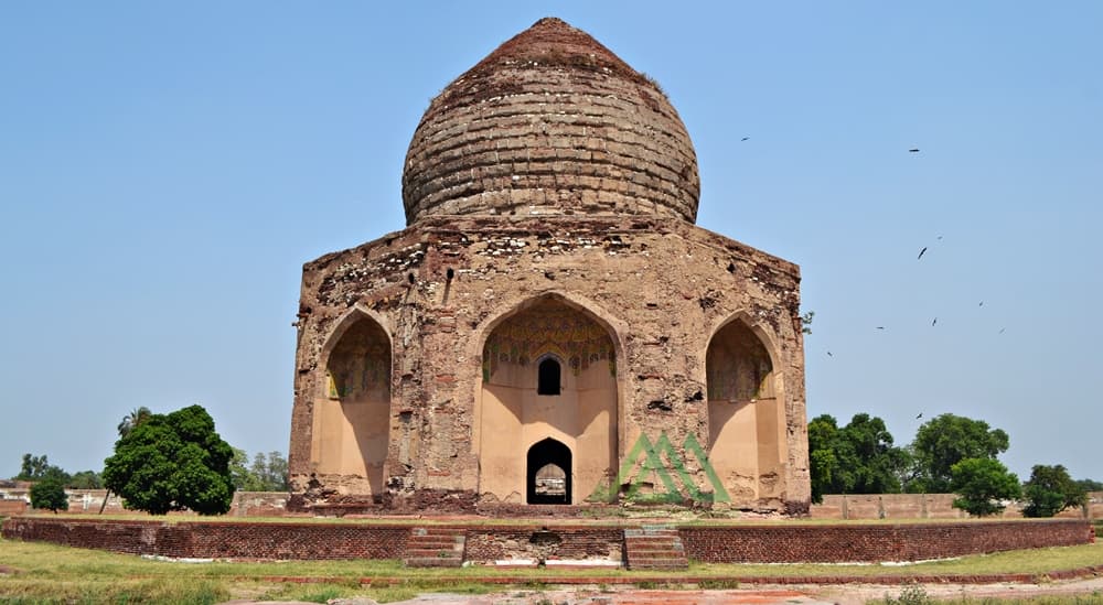 Image of the Tomb of Asif Khan  5